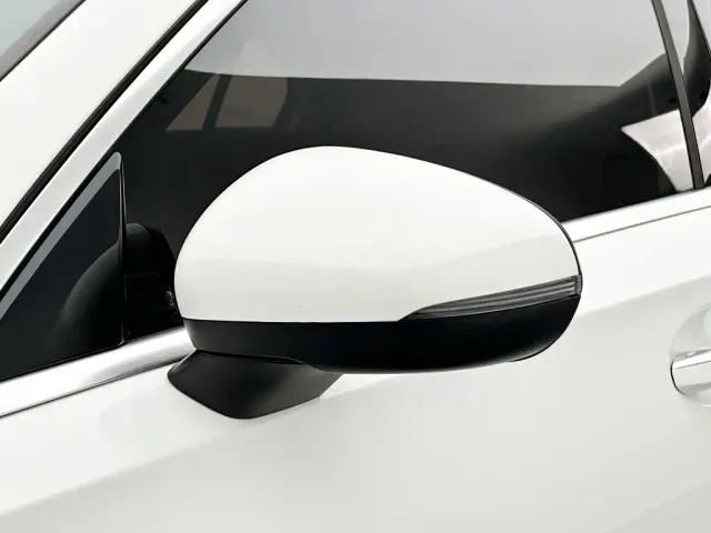 Mercedes-Benz A-Class — Фото автомобиля 27