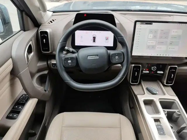 Haval Big Dog — Фото автомобиля 10