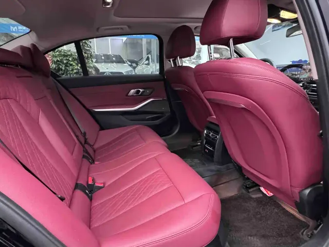 BMW 3 Series — Фото автомобиля 11