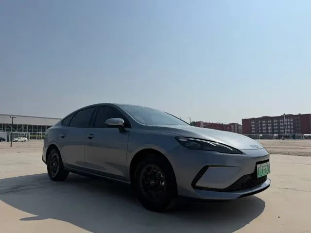 BYD Seal 05 DM-i — Фото автомобиля 3