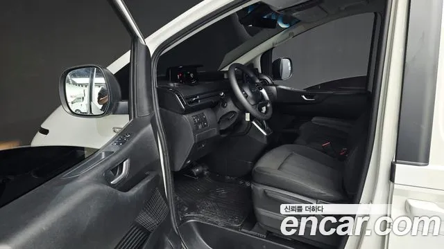 Hyundai Staria — Фото автомобиля 24