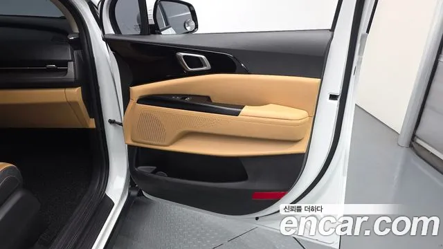 Kia Canival Carnival 4 поколение Бензин 9 мест Prestige — Фото автомобиля 25