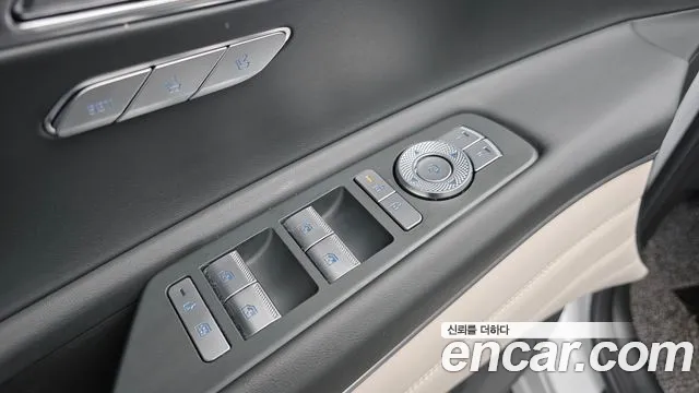 Genesis GV80 2.5T Бензин AWD — Фото автомобиля 12