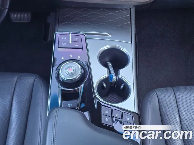 Kia K8 Hybrid — Фото автомобиля 13