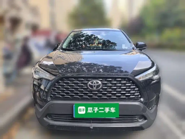 Toyota Corolla Cross — Фото автомобиля 2