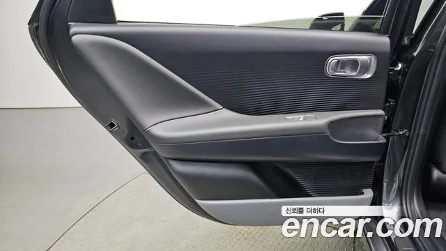 Hyundai Ioniq 6 — Фото автомобиля 14