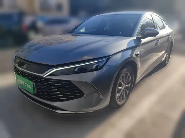 Фотография автомобиля — BYD Qin L