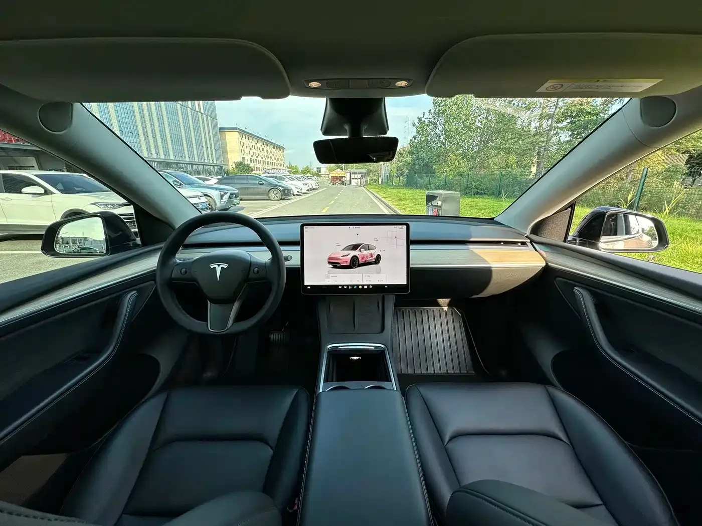 Tesla Model Y 2022 Facelift Rear-Wheel Drive Version — Фото автомобиля 5