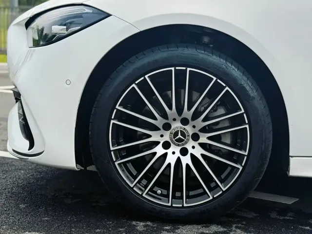 Mercedes-Benz C-Class — Фото автомобиля 12