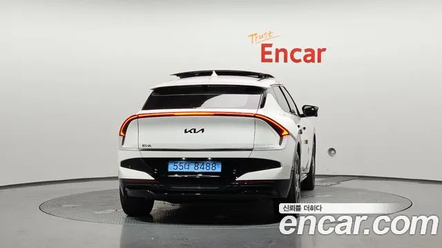 Kia EV6 EV6 (New) — Фото автомобиля 4