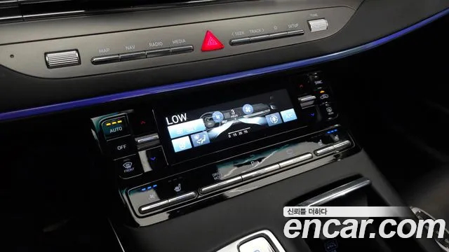 Hyundai Grandeur (New) Hybrid — Фото автомобиля 24