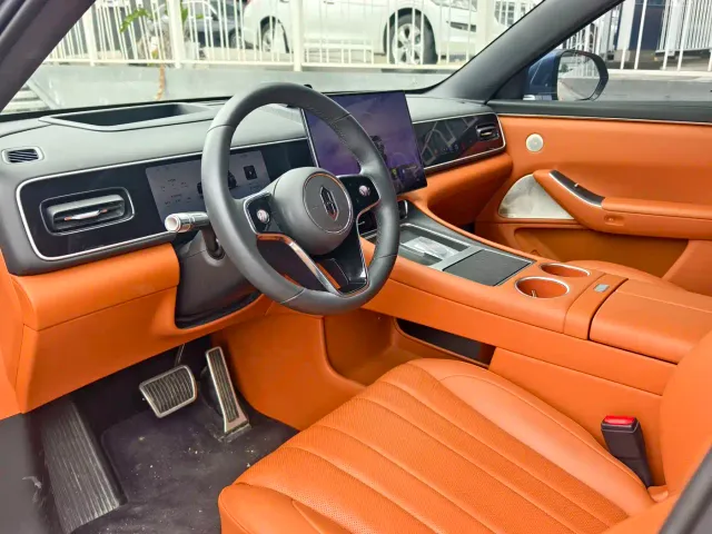 Aito M7 — Фото автомобиля 10