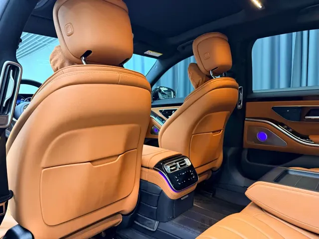 Mercedes-Benz S-Class — Фото автомобиля 15