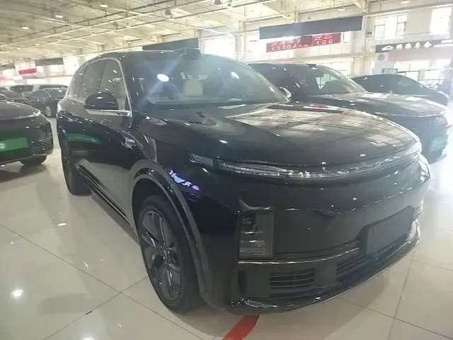 Li Auto L7 — Фото автомобиля 3