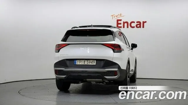 Kia Sportage Sportage 5-е поколение Дизель 2.0 2WD — Фото автомобиля 4
