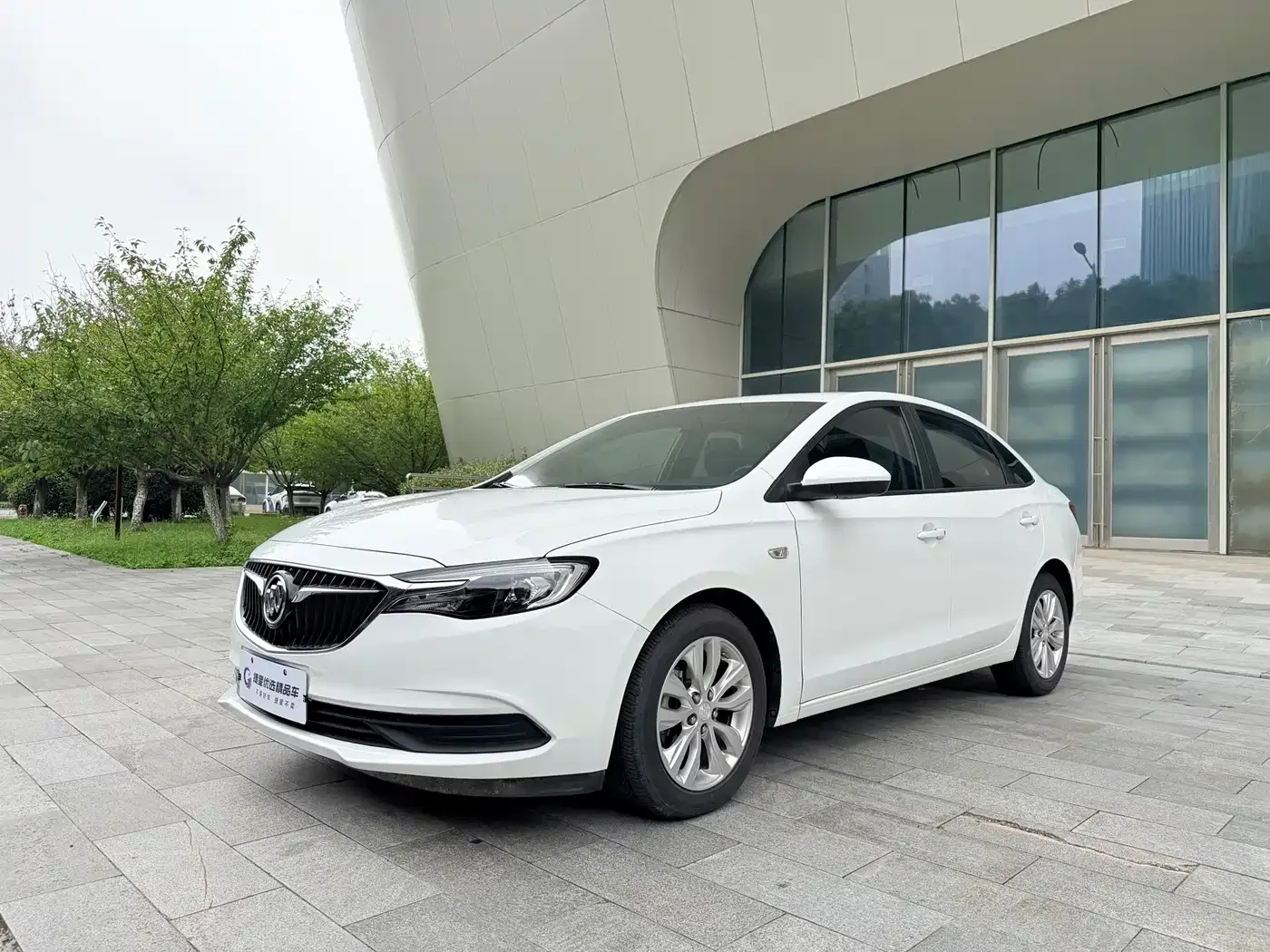 Фотография автомобиля — Buick Excelle