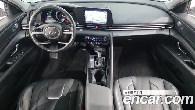 Hyundai Avante CN7 — Фото автомобиля 10