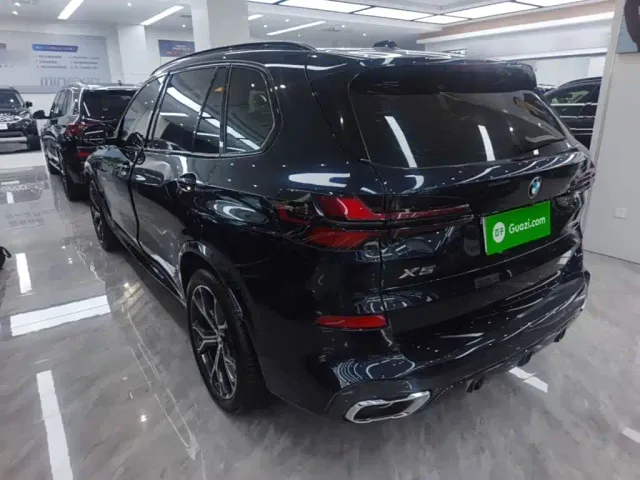 BMW X5 — Фото автомобиля 4