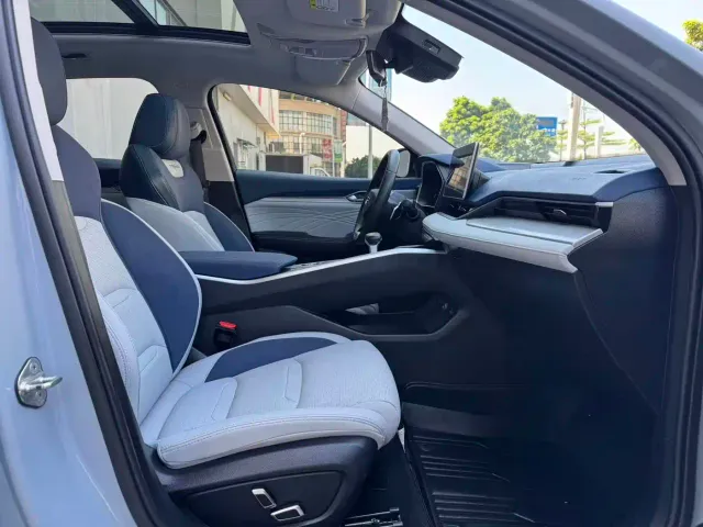 Geely Xingrui — Фото автомобиля 17