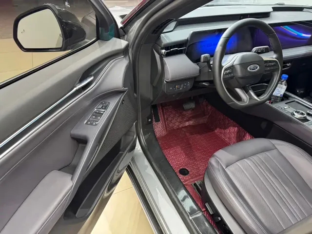 Ford Mondeo — Фото автомобиля 8