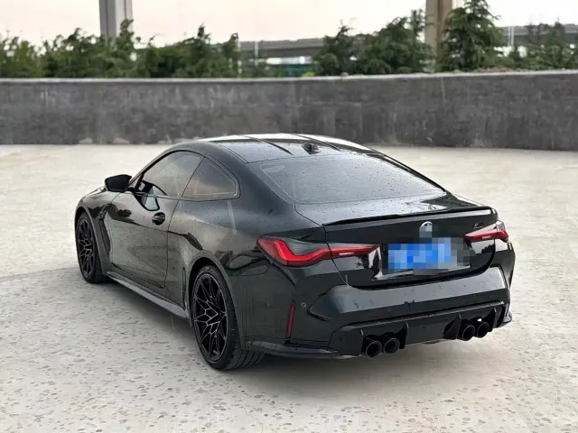 BMW M4 — Фото автомобиля 7