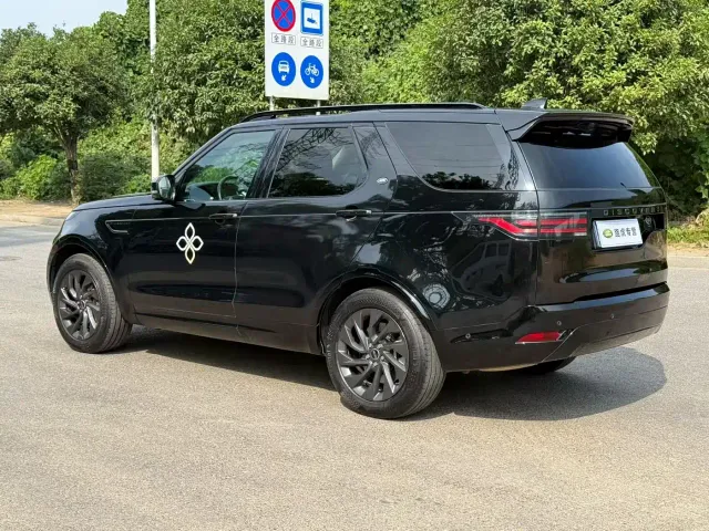 Land Rover Discovery — Фото автомобиля 4