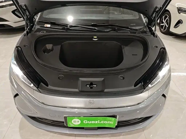 BYD Qin L — Фото автомобиля 24