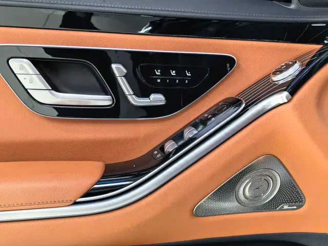 Mercedes-Benz S-Class — Фото автомобиля 8