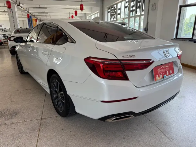 Honda Inspire — Фото автомобиля 9