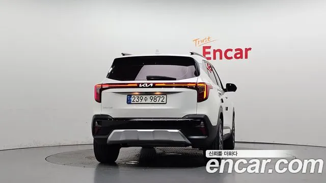 Kia Seltos — Фото автомобиля 4