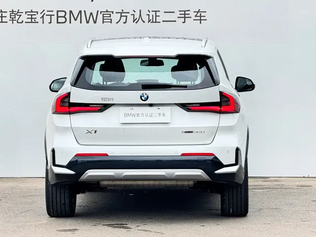 BMW X1 — Фото автомобиля 5
