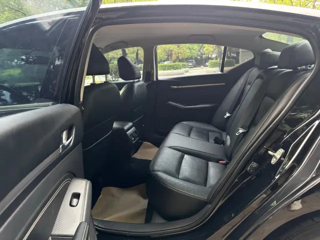 Nissan Teana — Фото автомобиля 7
