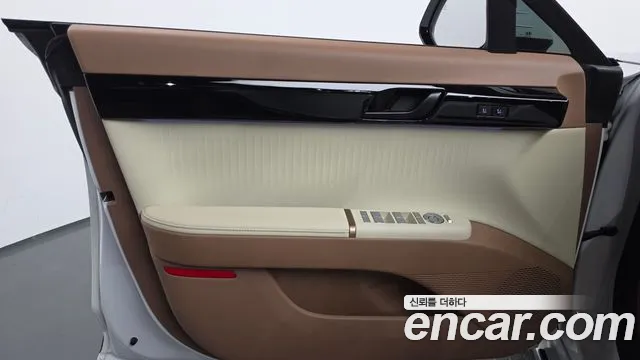 Hyundai Grandeur GN7 — Фото автомобиля 13