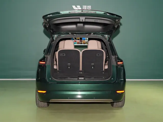Li Auto L9 — Фото автомобиля 5