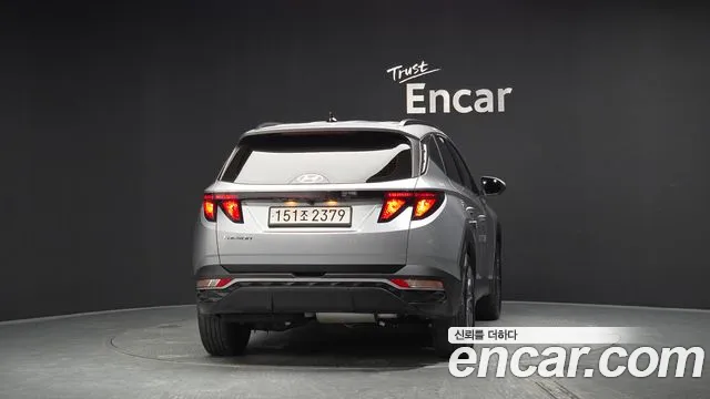 Hyundai Tucson Tucson (NX4) Дизель 2.0 2WD — Фото автомобиля 4