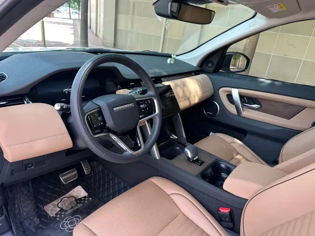 Land Rover Discovery Sport — Фото автомобиля 6