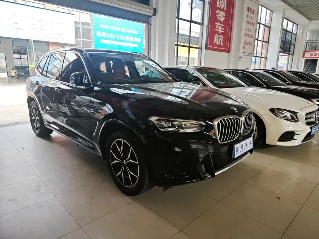 BMW X3 — Фото автомобиля 3