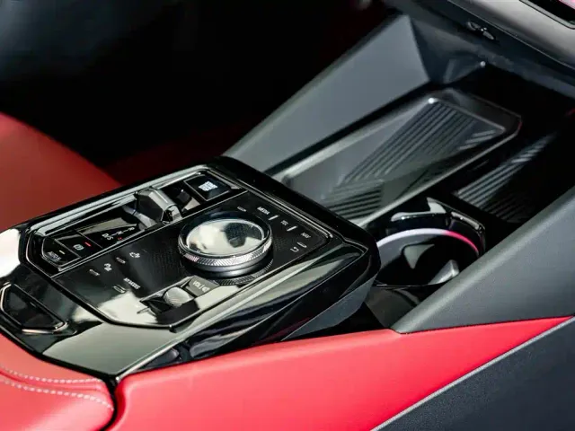 BMW 5 Series — Фото автомобиля 20