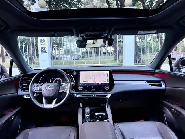Lexus RX — Фото автомобиля 6