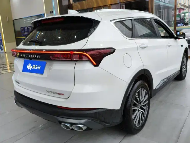 Jetour X70 Plus — Фото автомобиля 3