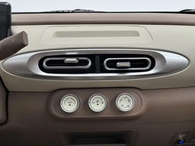 Wuling Hongguang Mini EV — Фото автомобиля 12