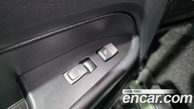 KG_Mobility_Ssangyong Rexton Новый Rexton Sport Khan Дизель 2.2 4WD — Фото автомобиля 16