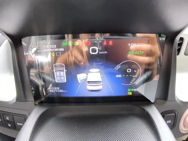 Wuling Hongguang Mini EV — Фото автомобиля 11