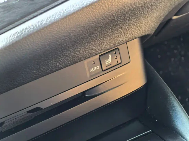 Lexus ES — Фото автомобиля 19