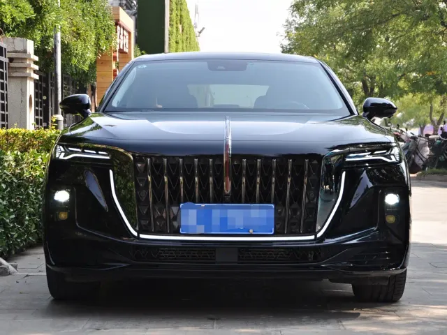 Hongqi H9 — Фото автомобиля 2