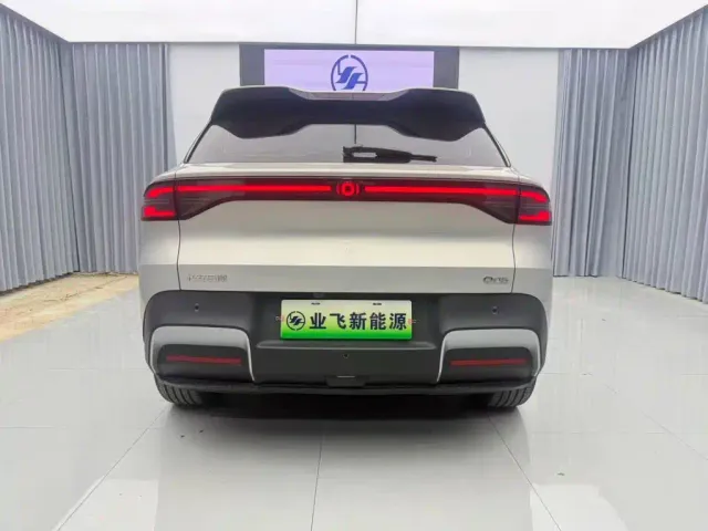 Changan Qiyuan Q05 — Фото автомобиля 5