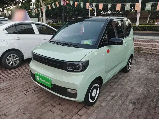 Фотография автомобиля — Wuling Hongguang Mini EV
