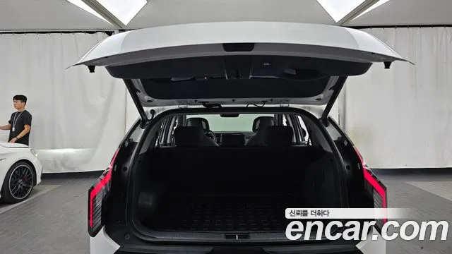 Kia EV3 — Фото автомобиля 20