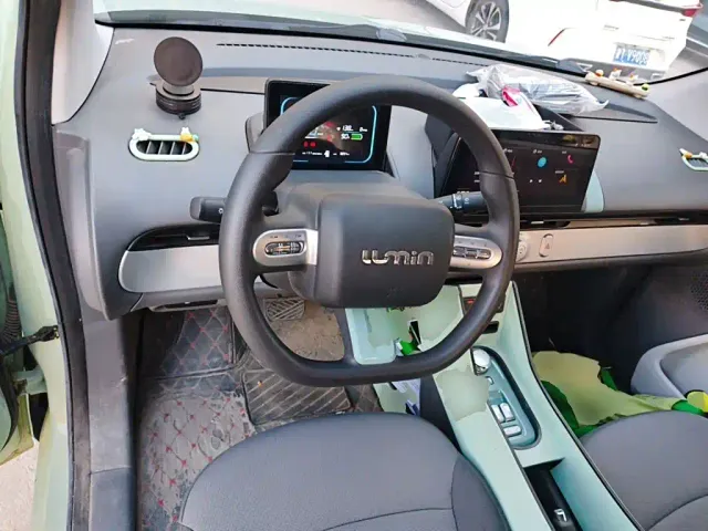 Changan Lumin — Фото автомобиля 6