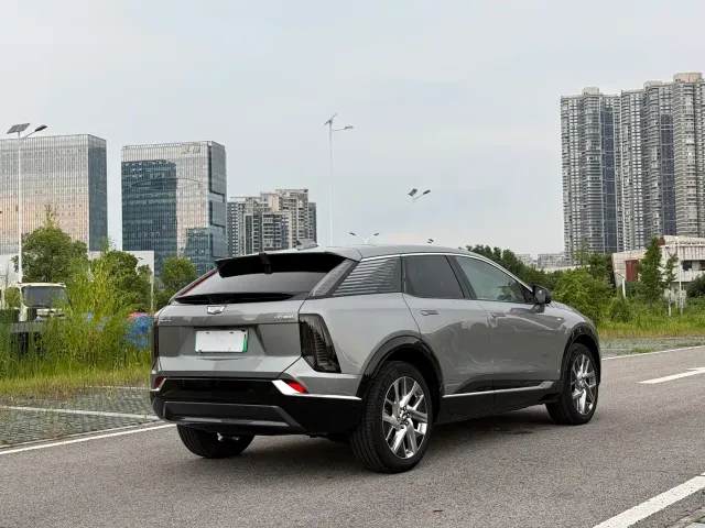 Cadillac Optiq — Фото автомобиля 13
